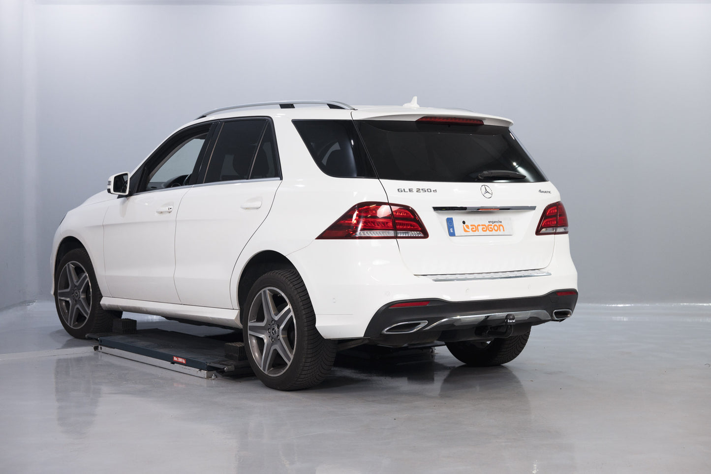 Mercedes-Benz GLE SUV W166 (2015-2019) - Vantaa